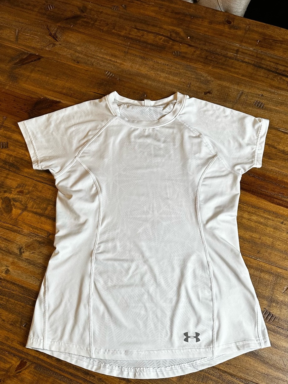 Under Armour Women’s White Short Sleeve Athletic Tee with Logo
